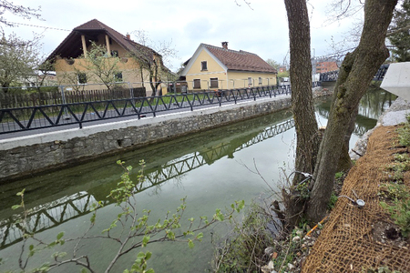Postavitev ograje ob Cesti na Jezero 08 Foto Boštjan Otoničar